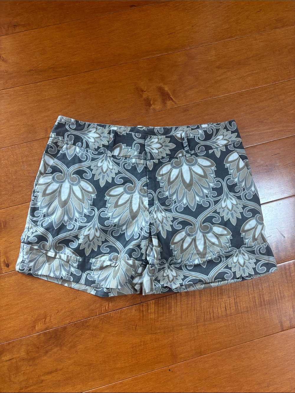 Mossimo Supply Co. High-Waist Floral Print Shorts in Gray & Cream